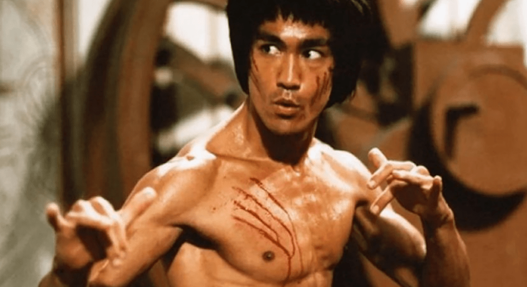 Bruce Lee: See the Impressive Life of a Karate Fighter in the Cinema