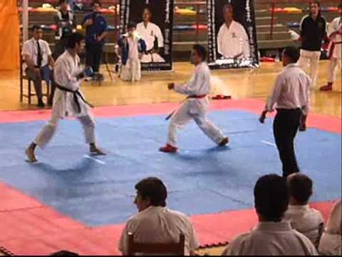 Shotokan vs Goju Ryu Kumite - YouTube