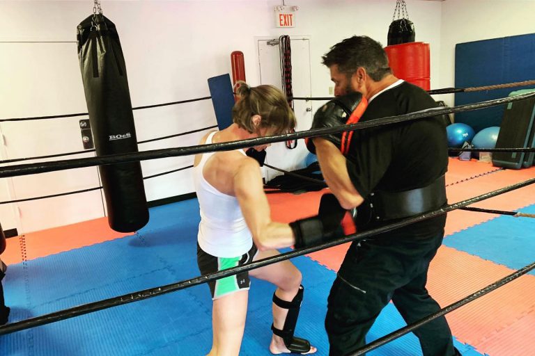 JOIN OUR MIXED MARTIAL ARTS CLASSES IN ST. CATHARINES – Defensive Arts