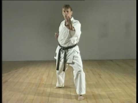 Shito Ryu Karate Lesson - YouTube