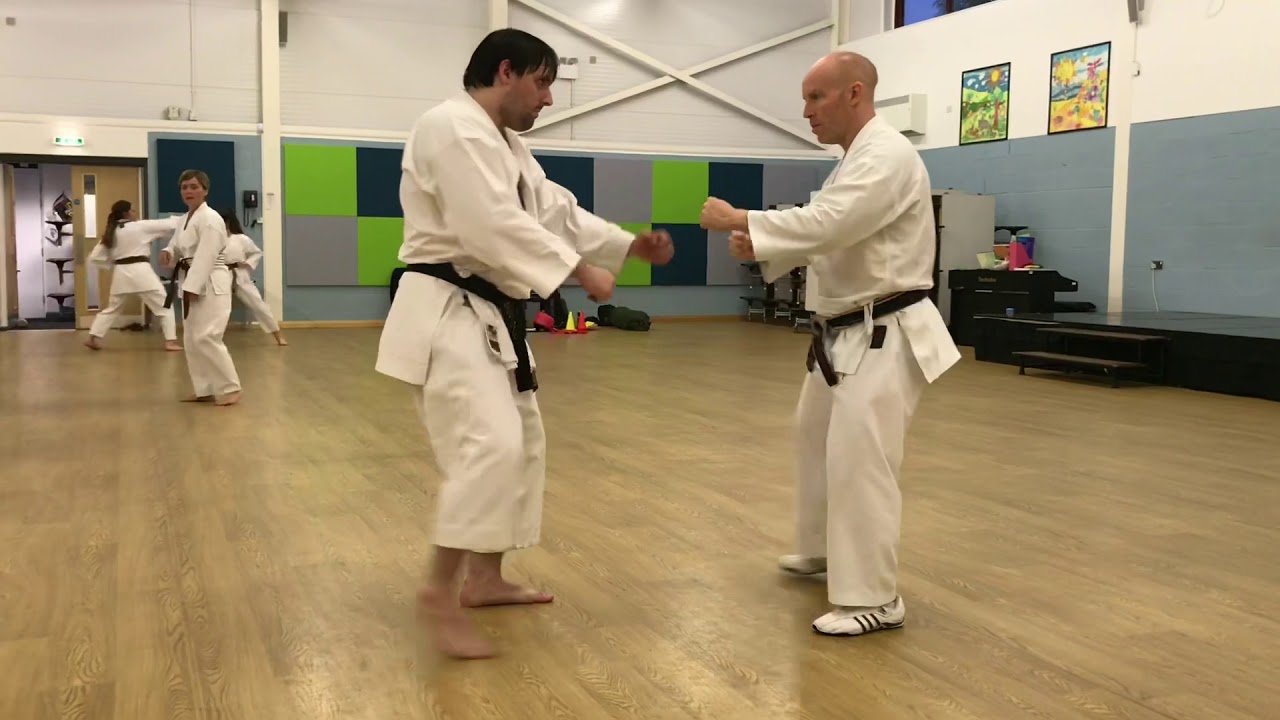 Pre-Arranged Jiyu Kumite Shotokan Karate - YouTube