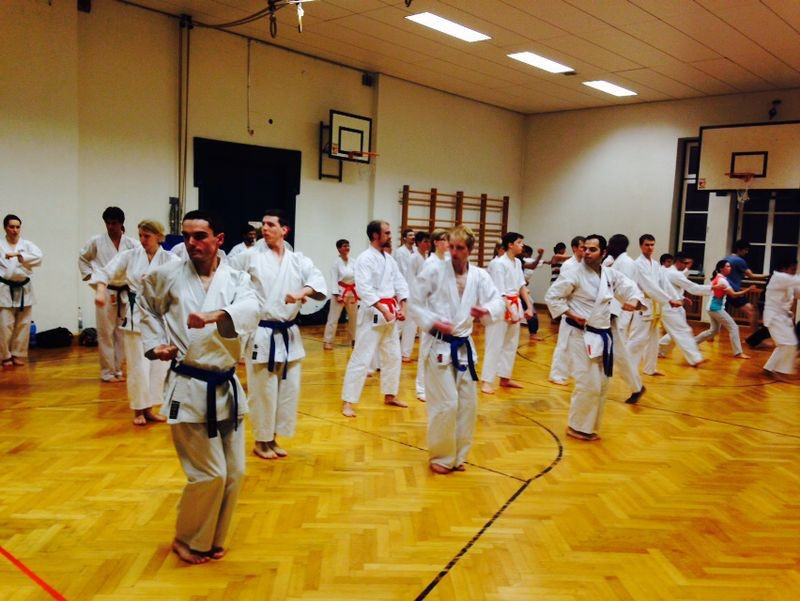 Training im Juli 2022 - Karate Dojo München 1 e.V.